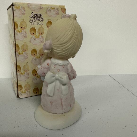 New in Box, 1977 Vintage Precious Moments JESUS IS THE LIGHT Figurine - Picture 5 of 8